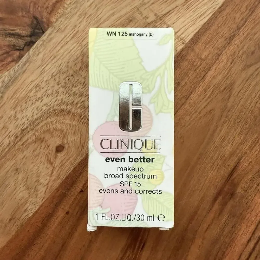 Clinique Even Better Makeup SPF 15 WN 125 Mahogany 1oz Foundation New‎ Boxed